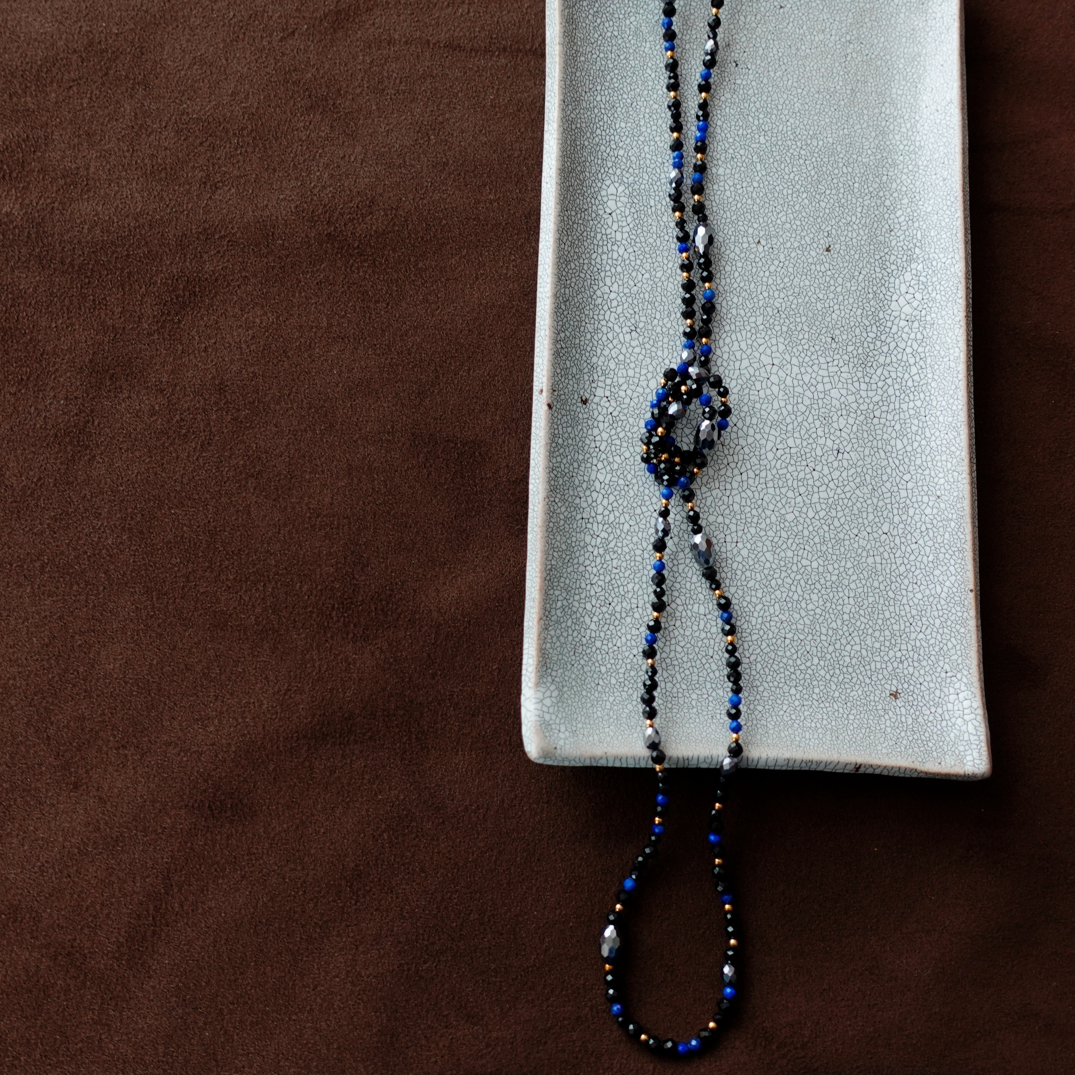 ラピスラズリとブラックのロングネックレス 100cm サージカルステンレス